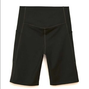 Girlfriend Collective High Rise Pocket Bike Short